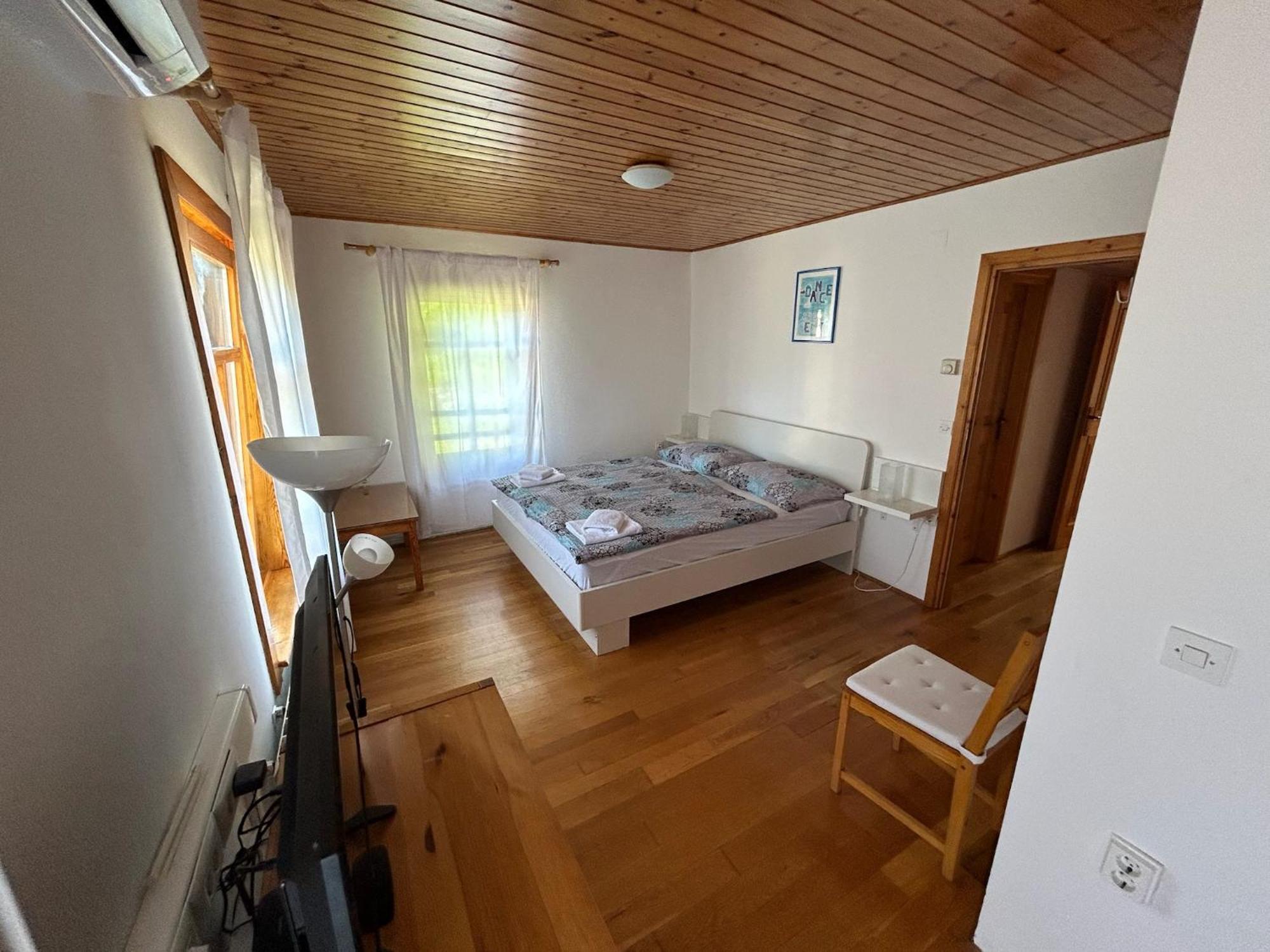 Stres-Less Sunny Apartments โคบาริด ภายนอก รูปภาพ